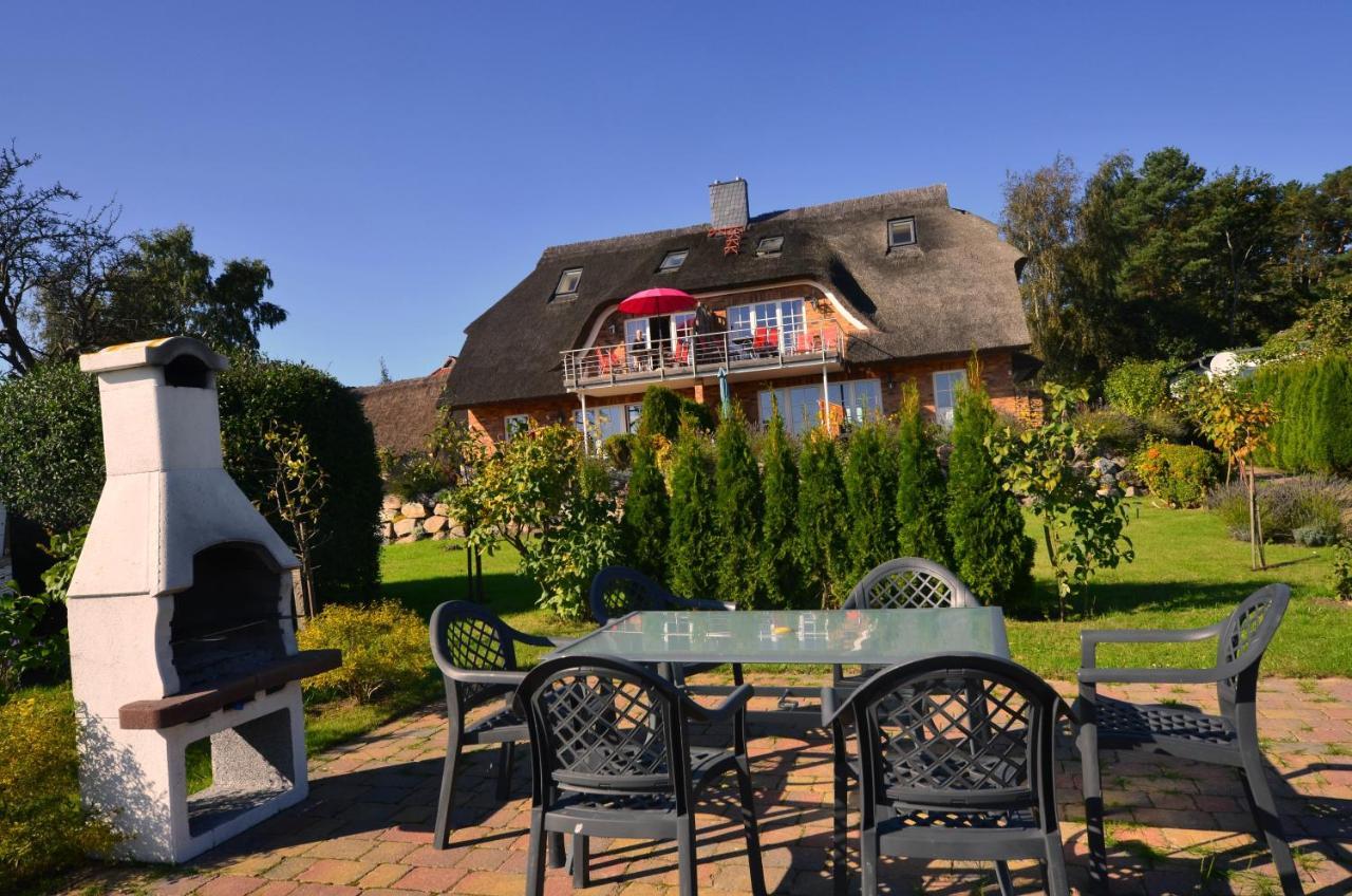 Reet Hausteile Sonnenkliff Und Kamp Apartment Gager Bagian luar foto