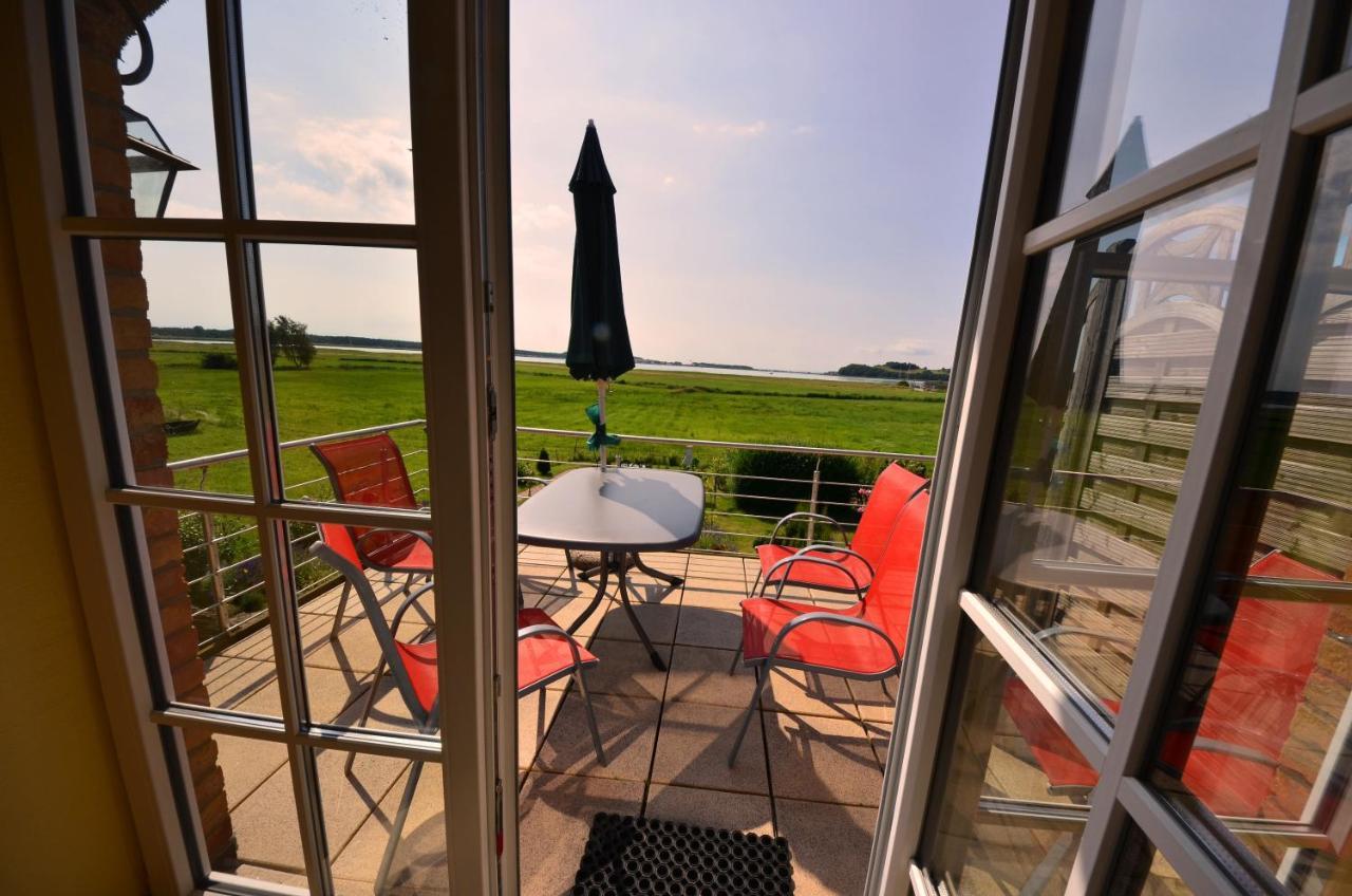 Reet Hausteile Sonnenkliff Und Kamp Apartment Gager Bagian luar foto