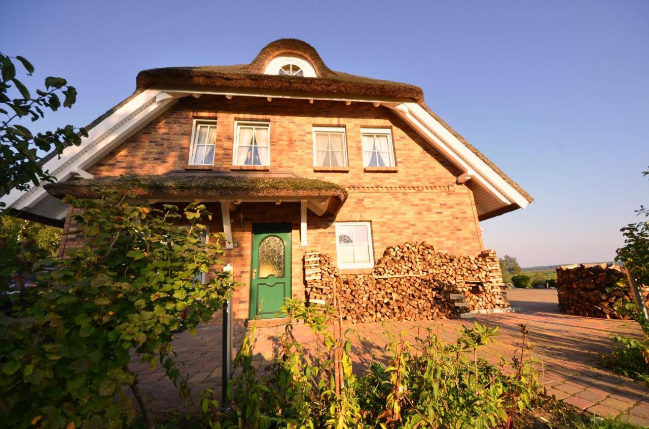Reet Hausteile Sonnenkliff Und Kamp Apartment Gager Bagian luar foto